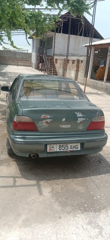 дом на колосах: Daewoo Nexia: 2004 г., 1.5 л, Механика, Бензин, Седан — 2
