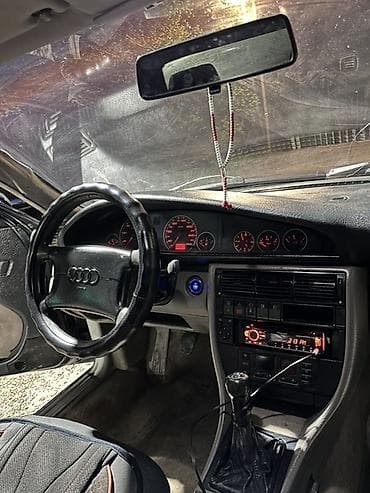 ауди панел: Audi A6: 1995 г., 2.6 л, Ручные, Бензин, Седан — 4