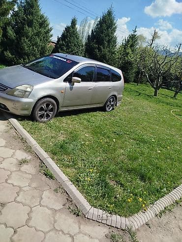 авто сатылат: Honda Stream: 2002 г., 2 л, Автомат, Бензин, Вэн/Минивэн — 2