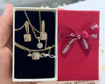 золото комплект: Продаю ! Только серьги! 585 ! вес 2.80 грам Состав: - Подвеска-кулон — 1