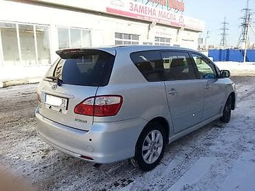 значок ист: Toyota Ipsum: 2003 г., 2.4 л, Автомат, Газ, Минивэн — 4