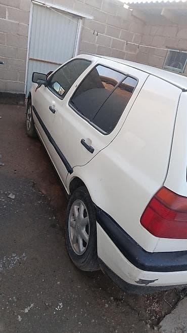 g 30: Volkswagen Golf: 1991 г., Механика, Бензин, Хэтчбэк — 4