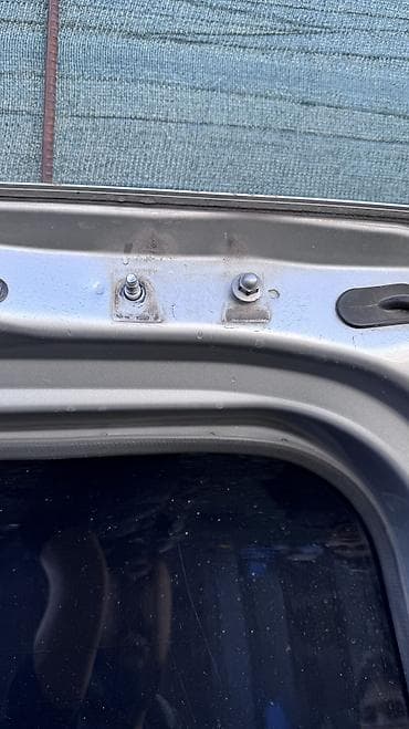 Чыпкалар: Багажниктин капкагы Honda, 2005 г., Колдонулган, Оригинал — 9