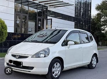 авто в такси: Honda Fit: 2004 г., Автомат, Бензин, Хэтчбэк — 1