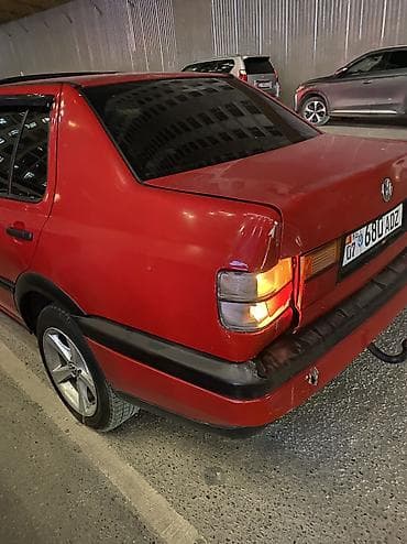 ваза латунь: Volkswagen Vento: 1992 г., 1.8 л, Ручные, Бензин, Седан — 8