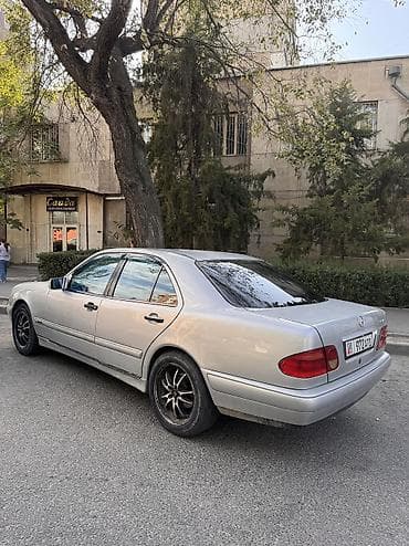 эм 8: Mercedes-Benz E-Class: 1998 г., 2.2 л, Автомат, Бензин — 3