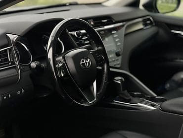 prius plus: Toyota Camry: 2020 г., 2.5 л, Автомат, Гибрид, Седан — 7