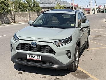 Toyota RAV4: 2019 г., 2.5 л, Автомат, Гибрид, Кроссовер — 3