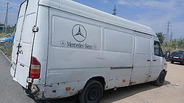 эвакуатор атего: Легкий грузовик, Mercedes-Benz, Б/у — 5
