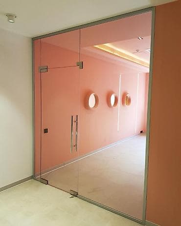 Дизайн, проектирование: На заказ Цельностеклянная перегородка, Для офиса, Бесплатный замер, Бесплатная доставка, Бесплатная установка — 6