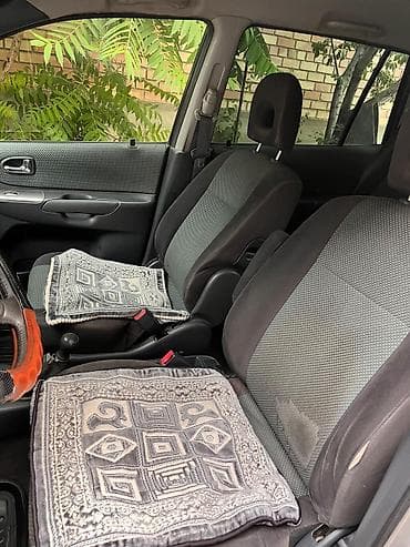 kia venga: Mazda PREMACY: 2002 г., 2 л, Механика, Бензин, Минивэн — 8