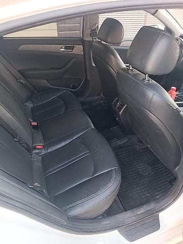 в рассрочку автомобиль: Hyundai Sonata: 2018 г., 2 л, Автомат, Газ — 4