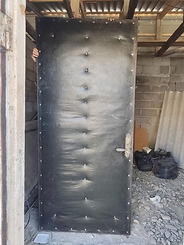 металические двери: Металлическая входная дверь с коробкой, реальным покупателям уступим — 5