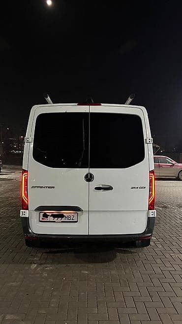 качан: Жеңил жүк ташуучу унаа, Mercedes-Benz, Колдонулган — 3