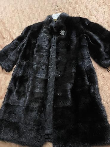 Норковая Шуба. Цвет «черный бриллиант» Состояние отличное,размер 36-38