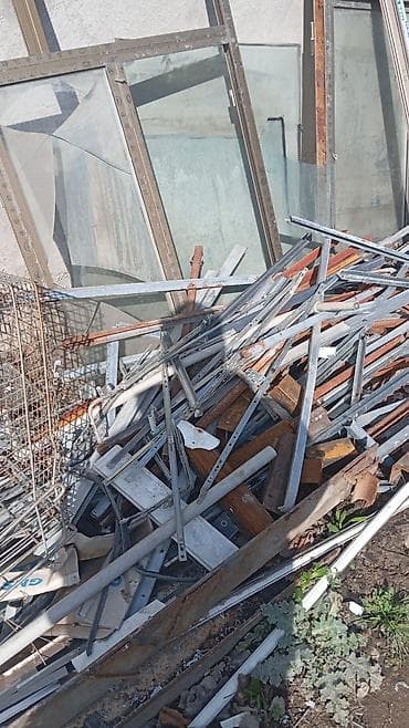 Үй жана бакча: Металлопрокат/металлолом — трубы и профили Состав: - Стальные круглые — 2