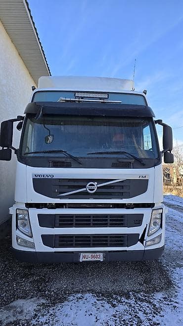 shevrolet volt: Тягач, Volvo, 2012 г. — 4