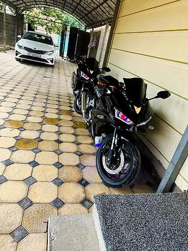 Мотоциклдер: Спортивные мотоциклы в обтекателях (двухместные, с clip-on рулём и — 4