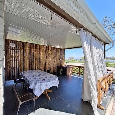 иссык куль коттеджи бостери: Коттедж, Коттедж ЦО Париж, Чок-Тал, Детская площадка, Парковка, стоянка, Охраняемая территория — 8