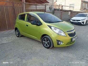 бу авто в кредит без первоначального взноса рядом просп. жибек жолу, бишкек: Chevrolet Spark: 2012 г., 1 л, Автомат, Бензиновая, Хэтчбэк — 2