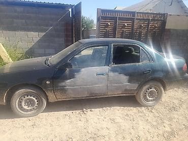 small car: Toyota Corolla: 2000 г., Механика, Бензин, Седан — 2