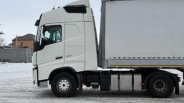 Тягач, Volvo, 2014 г., Тентованный — 2