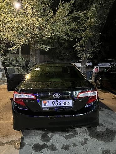 prius plus: Toyota Camry: 2012 г., 2.5 л, Автомат, Бензин, Седан — 3