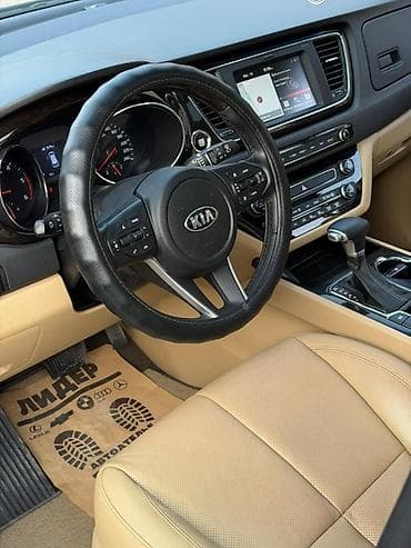 Kia Carnival: 2020 г., 2.2 л, Автомат, Дизель, Минивэн — 5