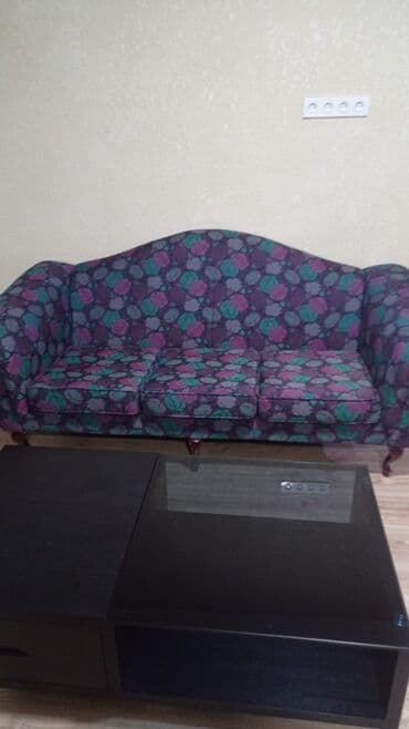 набор кухонный: Продаю комплект мягкой мебели: диван + кресло 🔹 Диван (трёхместный) – — 4