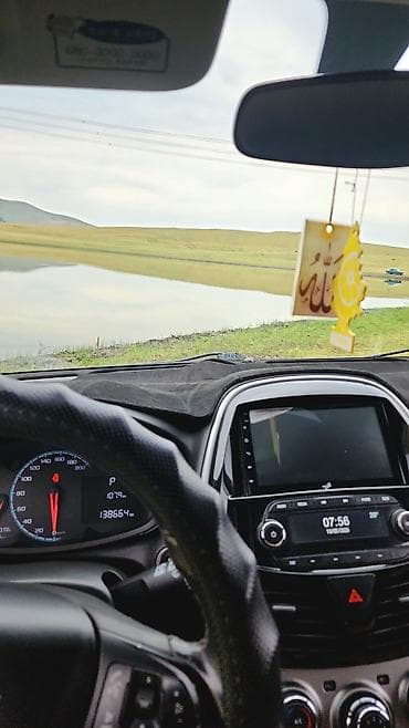 mersedes e class: Chevrolet Spark: 2016 г., 1 л, Автомат, Бензин, Хэтчбэк — 6