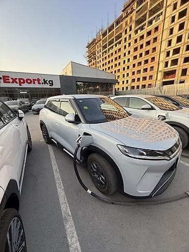 zimmer e9 pro: BYD Yuan Pro: 2025 г., Вариатор, Электромобиль, Кроссовер — 4