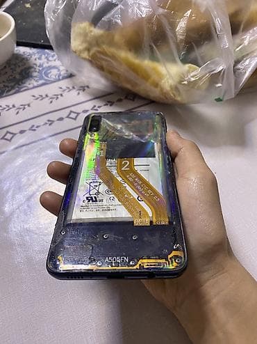 poko c65: Samsung Galaxy A50, 64 ГБ, цвет - Черный, 2 SIM — 2