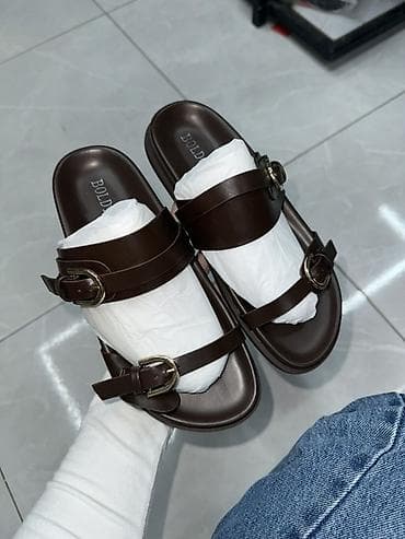 Женские шлёпанцы с ремешками и пряжками BOLDINI - Модель: открытые