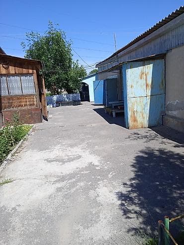 тихий центр: Продается дом в с.ЭФИРОНОС возле трассы.В доме 4 комнаты,санузел в — 2