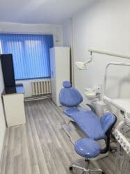 продаю дом стрельникова: Сдаю Кабинет Для стоматолога, 14 м², С оборудованием — 5