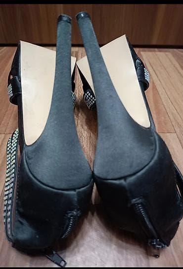 Женская обувь: Босоножки 41 р. Высокий каблук- 10 см, платформа-3 см (вся высота — 6