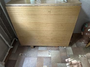 Трансформер үстөлдөрү: Трансформер үстөлү Зал үчүн, Стол китеби — 1