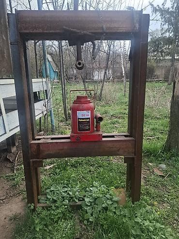 Пресс станок без ЧПУ, Гидравлические