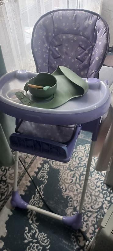 на 2 года: Детский стульчик для кормления с подносом подарок - Цвет — 2