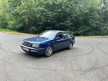 Транспорт: Volkswagen Vento: 1996 г., 1.8 л, Механика, Бензин, Седан — 5