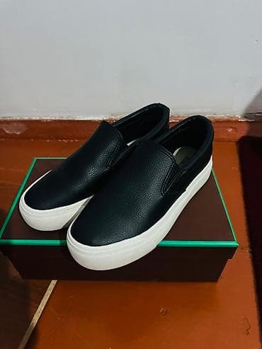 Слипоны DD&OO - Модель: классические слипоны без шнурков - Цвет