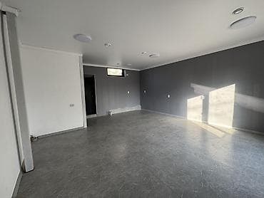 магинит: СДАЁТСЯ КОММЕРЧЕСКОЕ ПОМЕЩЕНИЕ 35 м² 📍 Первая линия, район Ахунбаева — 2