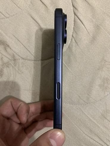 sd disk: IPhone 17 Pro MAX, синий цвет. Характеристики и детали: - Дисплей с — 1