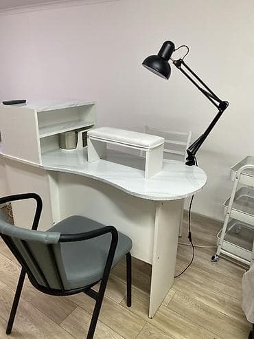 📍Бишкек ‼️‼️ 📢 Сдаётся маникюрный столик!🆘 Ищем аккуратную и