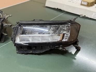 бампер крузак 200: Комплект передних фар Toyota 2023 г., Новый, Оригинал, Япония — 2