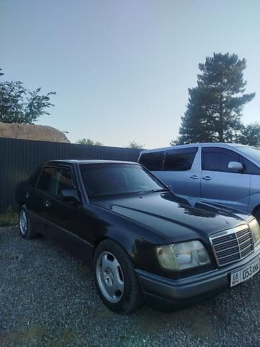 mini jack: Mercedes-Benz W124: 1993 г., 2.2 л, Механика, Бензин, Седан — 8