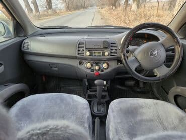 авто в рассрочку с первоначальным взносом: Nissan March: 2003 г., 1.3 л, Автомат, Бензиновая, Хэтчбэк — 5