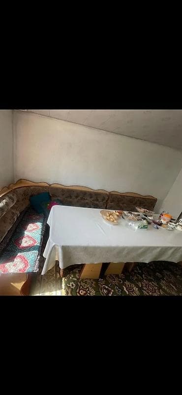 обмен жилья с доплатой: 68 м², 4 комнаты, Забор, огорожен — 3