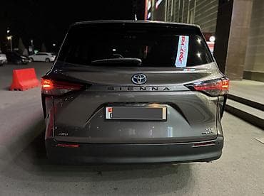 Транспорт: Toyota Sienna: 2022 г., 2.5 л, Автомат, Гибрид, Минивэн — 4