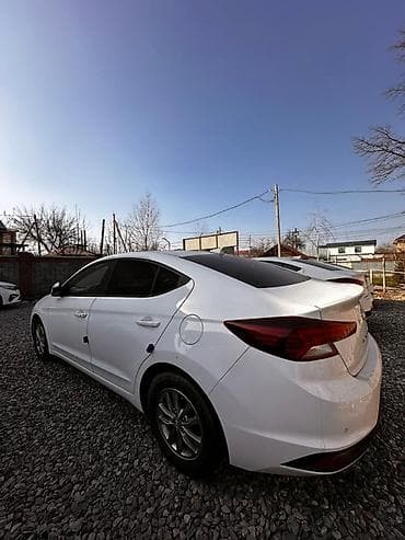 Hyundai Avante: 2019 г., 2 л, Вариатор, Бензин, Седан — 5